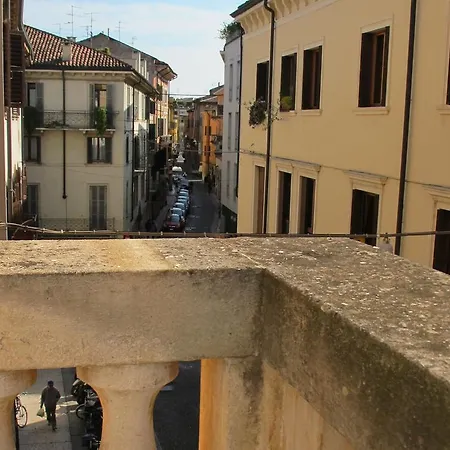 Apartment Casa Fracasso Verona